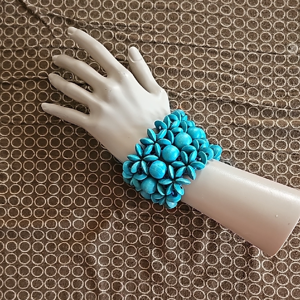 Turquoise Blue Beaded Stretch Bracelet